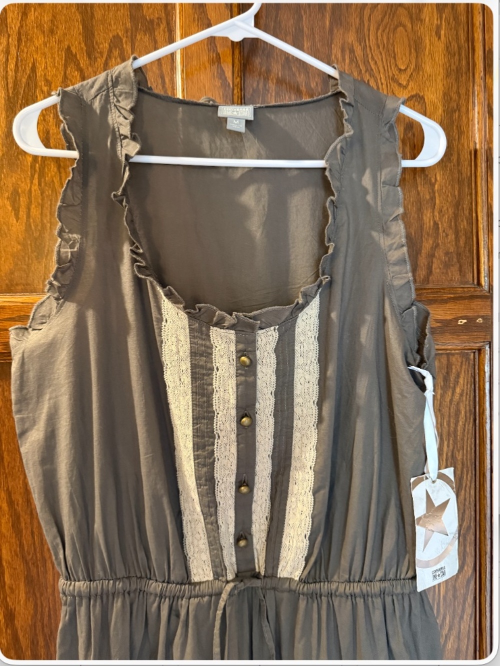 NWT Women’s Converse One Star gray with cream ivory lace trim dress size medium - Picture 2 of 5